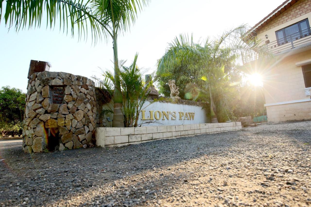 Gir Lions Paw Resort With Swimming Pool Gírský les Exteriér fotografie
